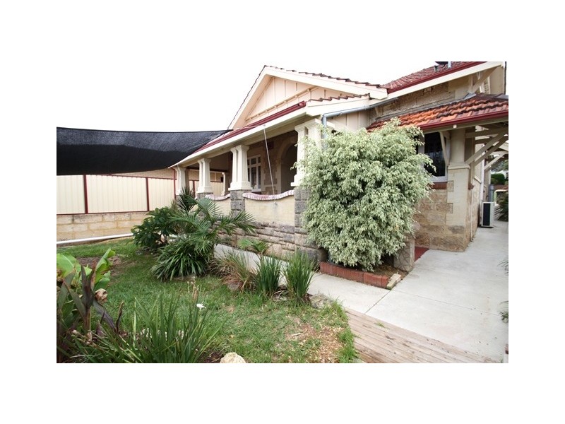 33 Lintott Way, Spearwood WA 6163