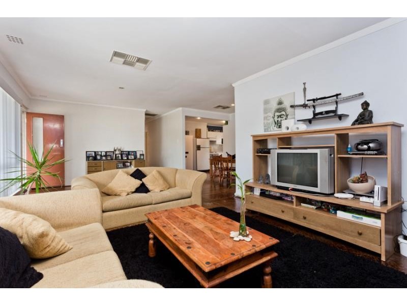 120 Blackwood Avenue, Hamilton Hill WA 6163