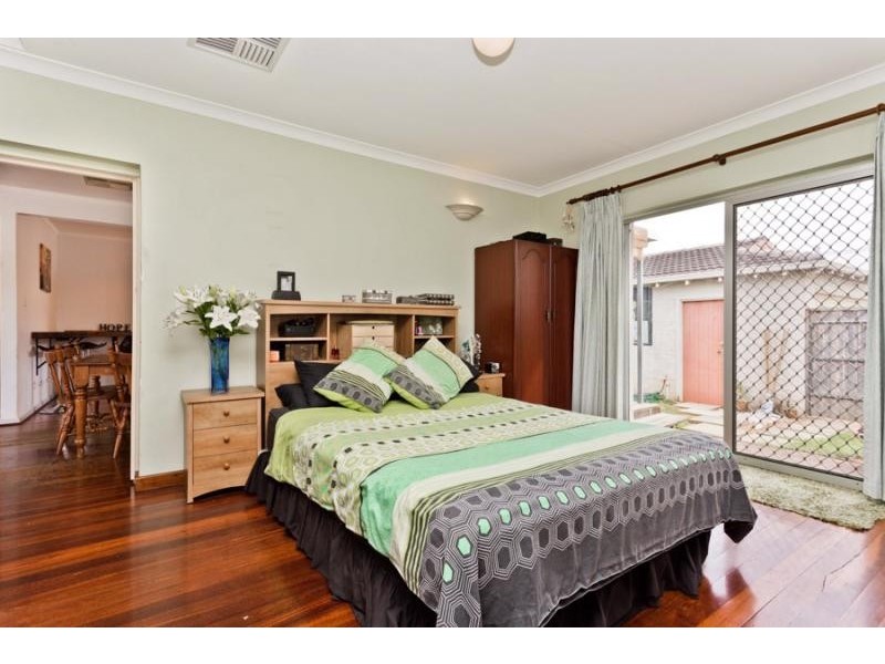 120 Blackwood Avenue, Hamilton Hill WA 6163