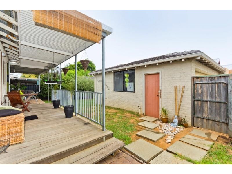 120 Blackwood Avenue, Hamilton Hill WA 6163