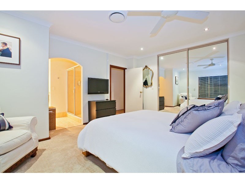 10 Careening Way, Coogee WA 6166