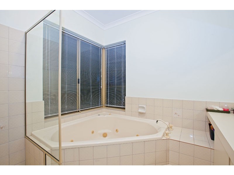 10 Careening Way, Coogee WA 6166