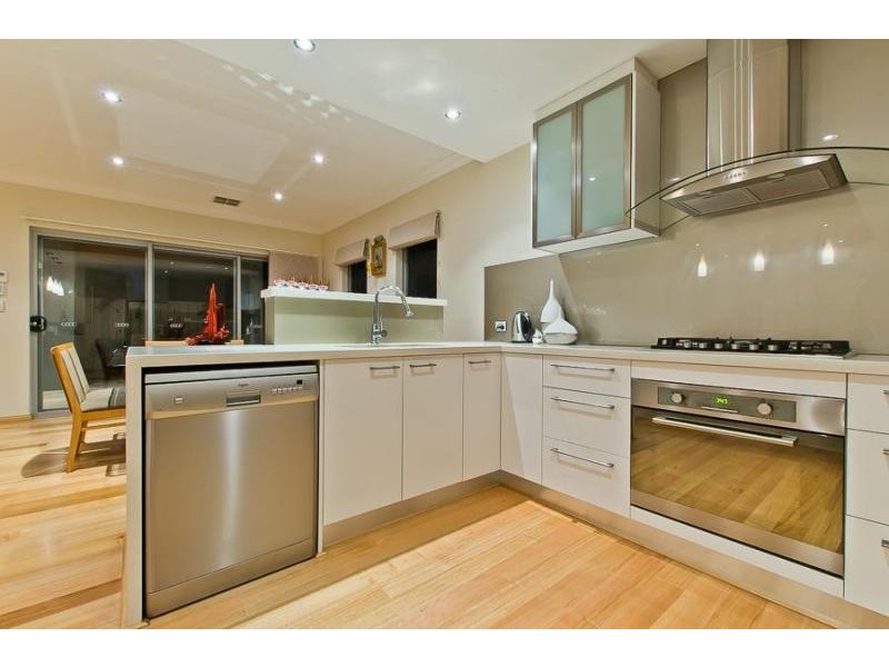 30A Gilbertson Road, Kardinya WA 6163