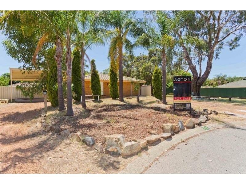 11 Marsh Ct, Swan View WA 6056
