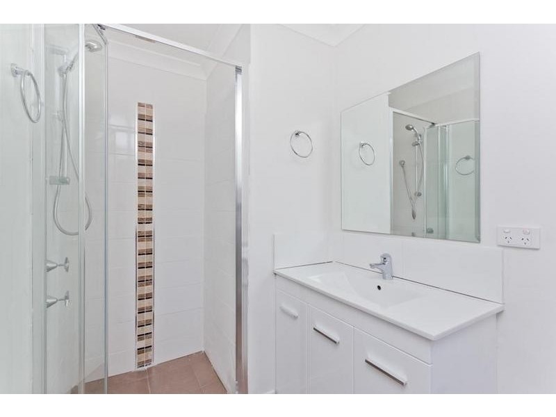 11 Marsh Ct, Swan View WA 6056