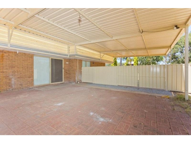 11 Marsh Ct, Swan View WA 6056