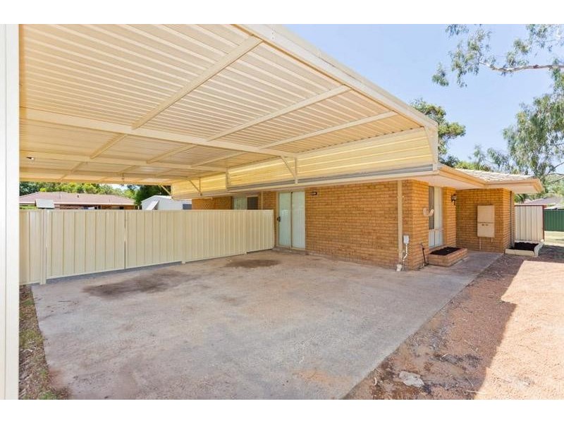 11 Marsh Ct, Swan View WA 6056
