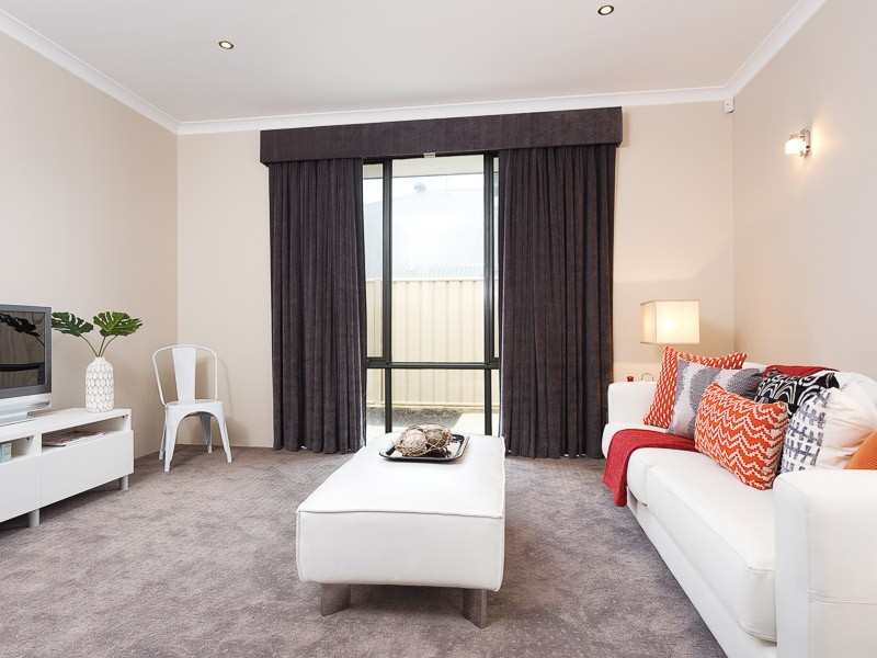 12 Peregrine Circle, Beeliar WA 6164