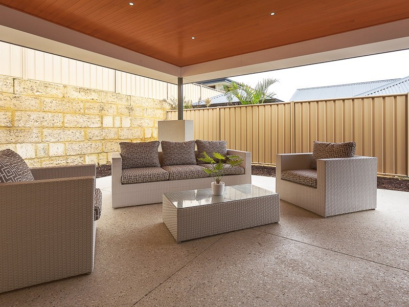 12 Peregrine Circle, Beeliar WA 6164