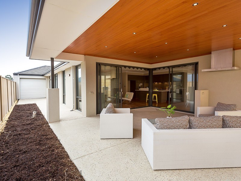 12 Peregrine Circle, Beeliar WA 6164