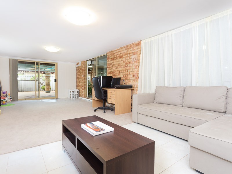 5 Javanica court, Warnbro WA 6169