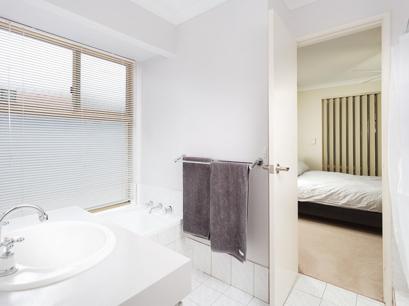 5 Javanica court, Warnbro WA 6169