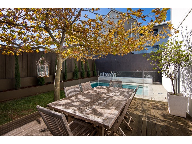 1B Cadd Street, Beaconsfield WA 6162