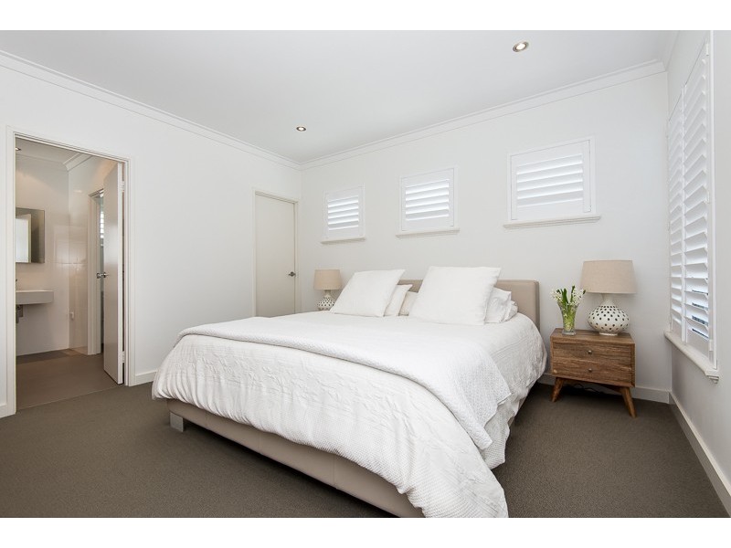 1B Cadd Street, Beaconsfield WA 6162