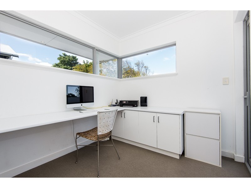 1B Cadd Street, Beaconsfield WA 6162