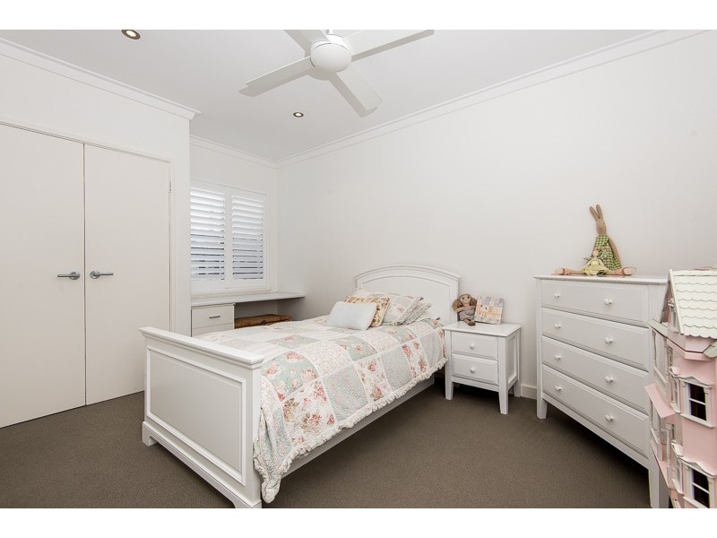 1B Cadd Street, Beaconsfield WA 6162