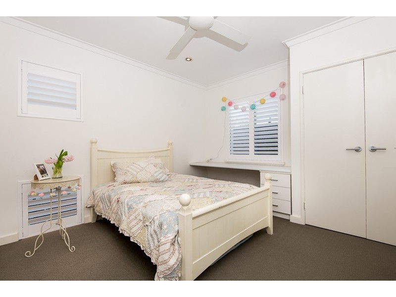 1B Cadd Street, Beaconsfield WA 6162