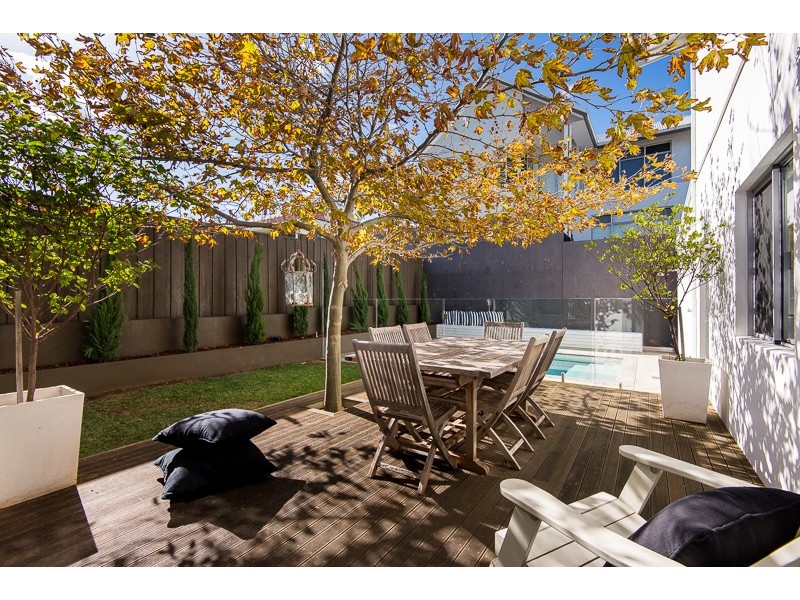 1B Cadd Street, Beaconsfield WA 6162