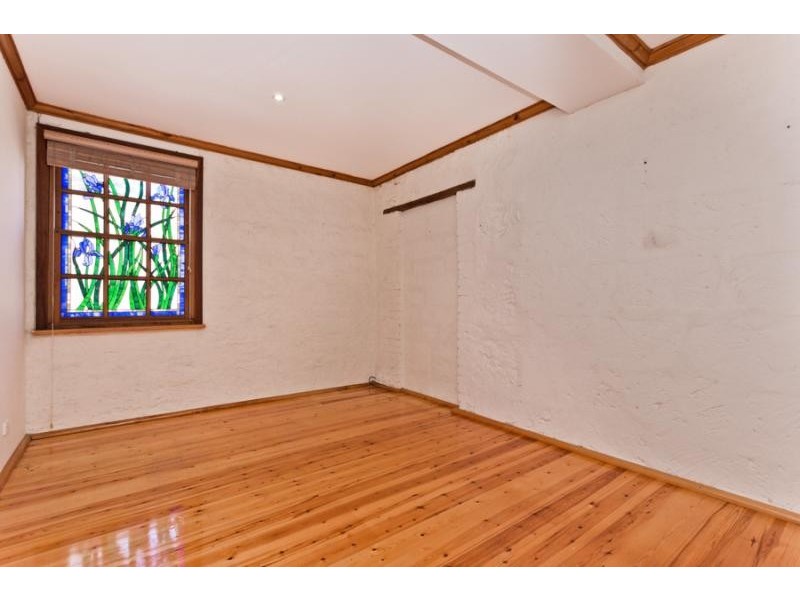 8/15 Essex Street, Fremantle WA 6160