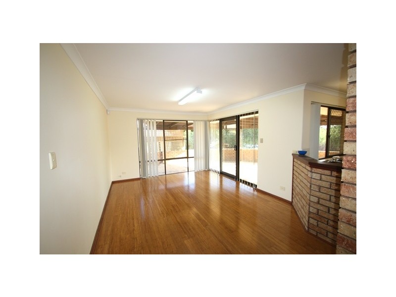 3 Arlington Loop, Coogee WA 6166