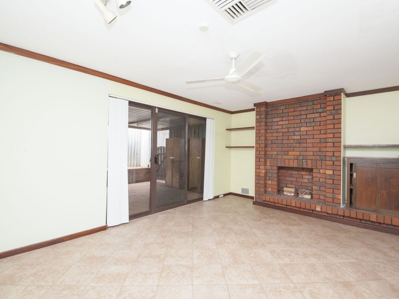 62 Sussex Street, Spearwood WA 6163