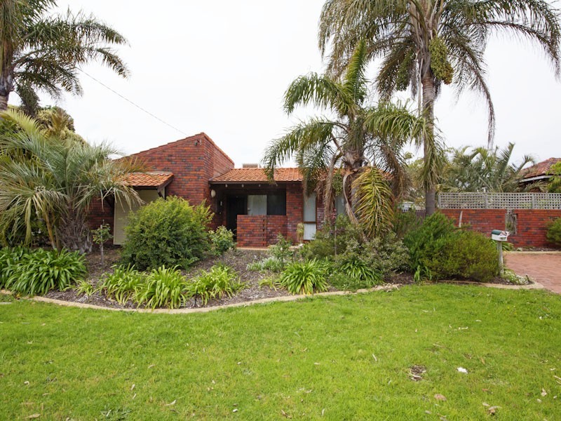 62 Sussex Street, Spearwood WA 6163