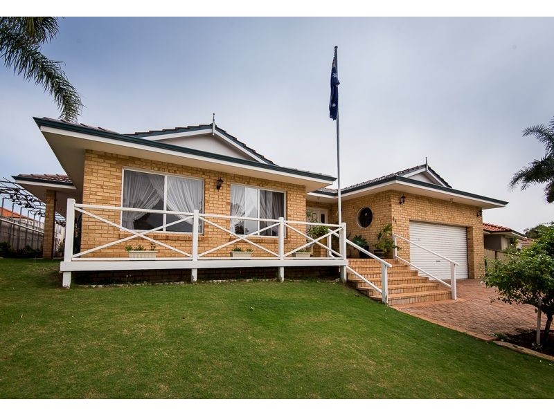 44 Garden Road, Spearwood WA 6163