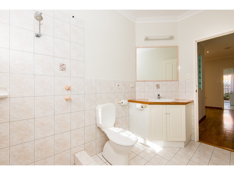 44 Garden Road, Spearwood WA 6163