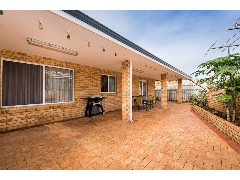 44 Garden Road, Spearwood WA 6163