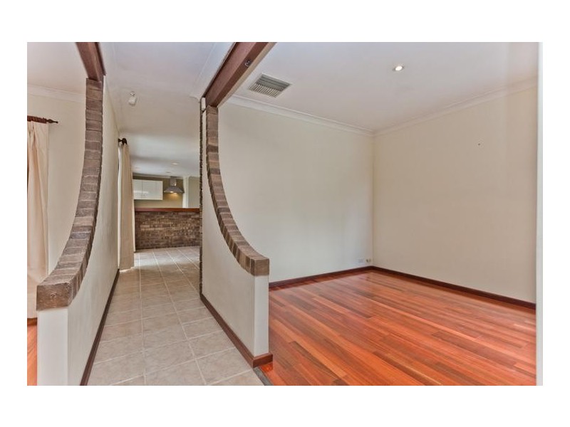 11 Peters Way, Bibra Lake WA 6163