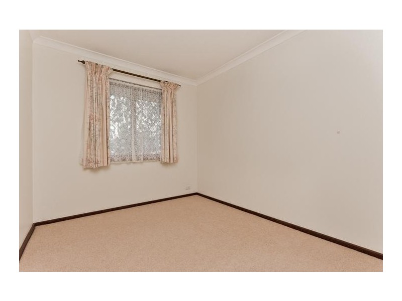 11 Peters Way, Bibra Lake WA 6163