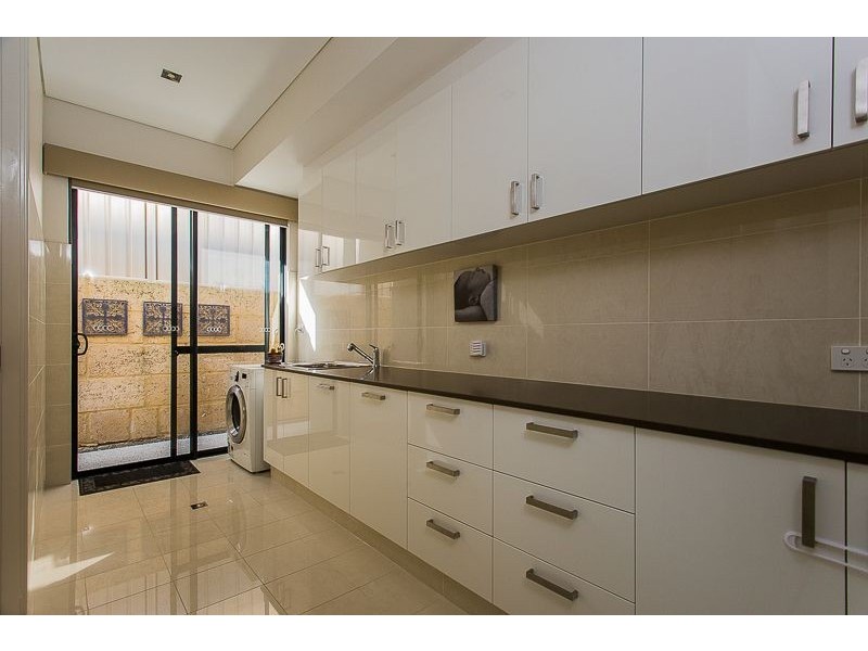 68 Mannikin Heights, Beeliar WA 6164