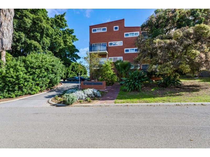 20/37 Paulik Way, Hamilton Hill WA 6163