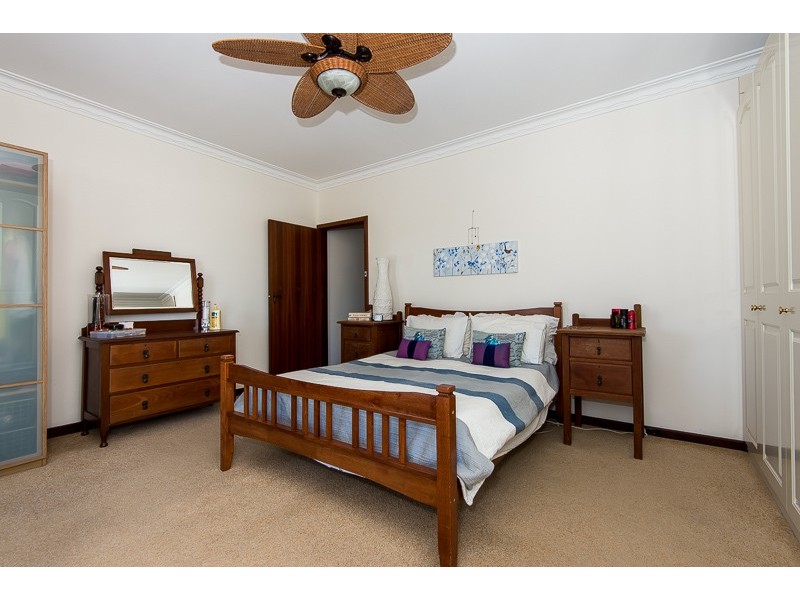 32 Skeahan Street, Spearwood WA 6163