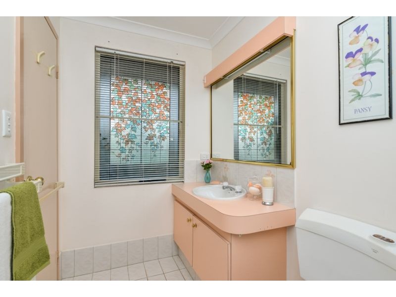 9 Oporto Rise, Coogee WA 6166