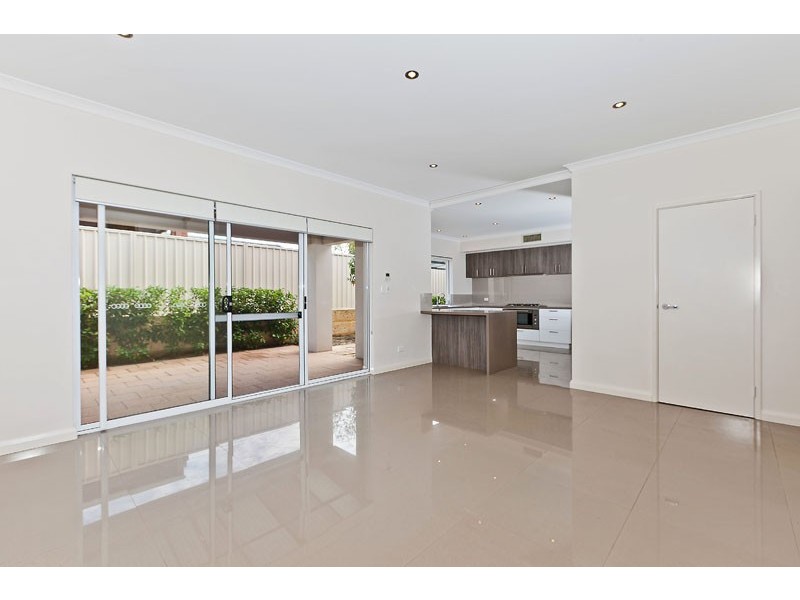 3/9 Bridges Road, Melville WA 6156