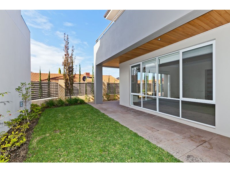 3/9 Bridges Road, Melville WA 6156