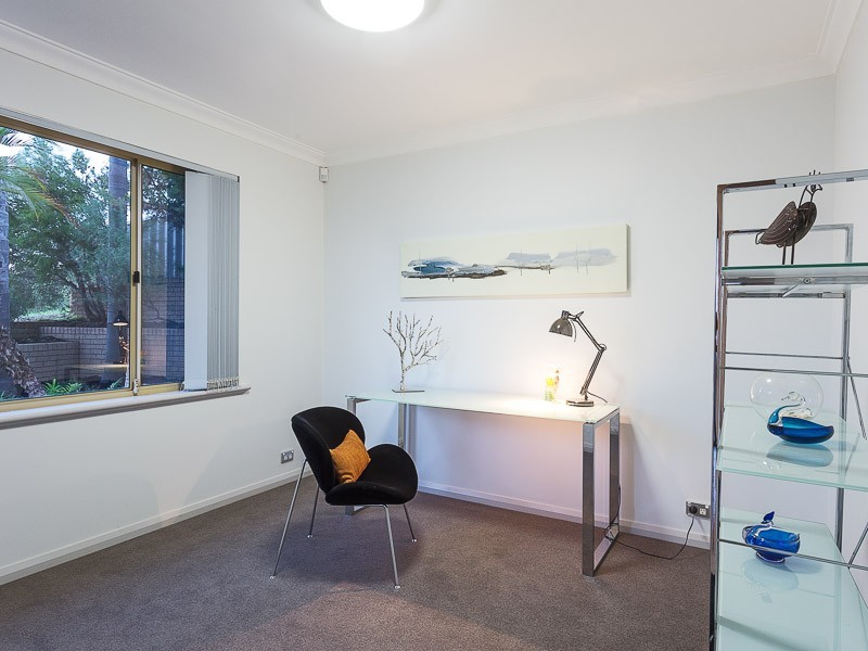 17 Galsworthy Place, Spearwood WA 6163