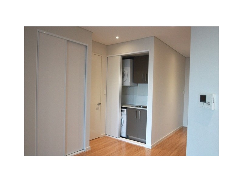 2/2 South Beach Promenade, North Coogee WA 6163