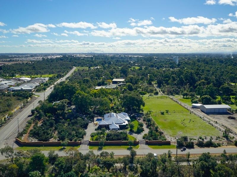 15 Bodeman Road, Wandi WA 6167