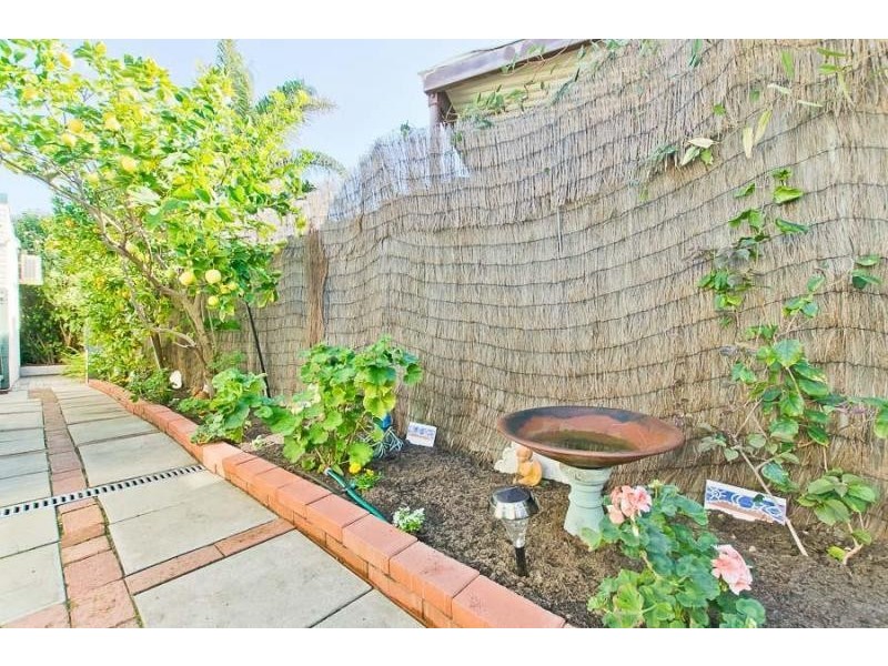 15A O’Connell Street, Hamilton Hill WA 6163