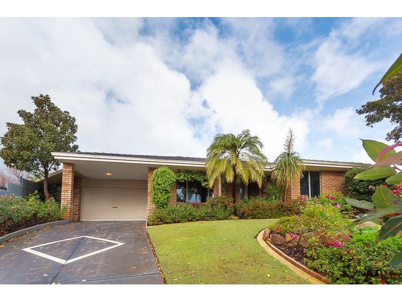 8 Currie Place, Bibra Lake WA 6163