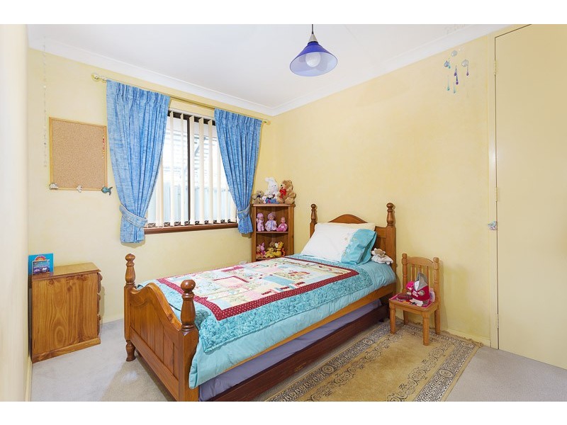 8 Currie Place, Bibra Lake WA 6163