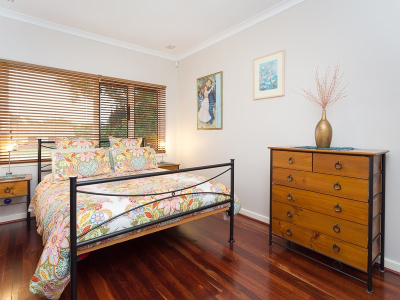 13 Egeus Way, Coolbellup WA 6163