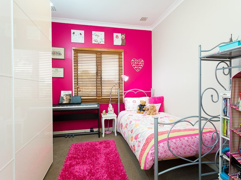 13 Egeus Way, Coolbellup WA 6163