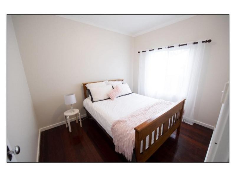 27 Tucker Street, Medina WA 6167