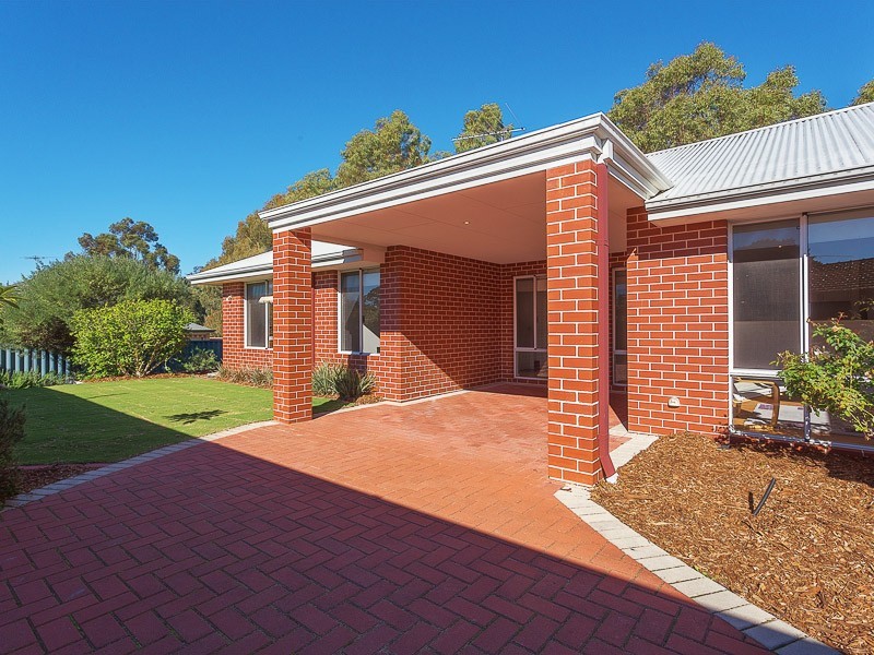 14 Ellis Road, Kardinya WA 6163