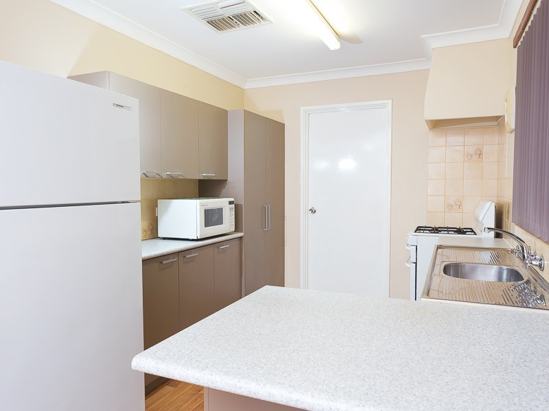 4 Pardoo Rise, Yangebup WA 6164