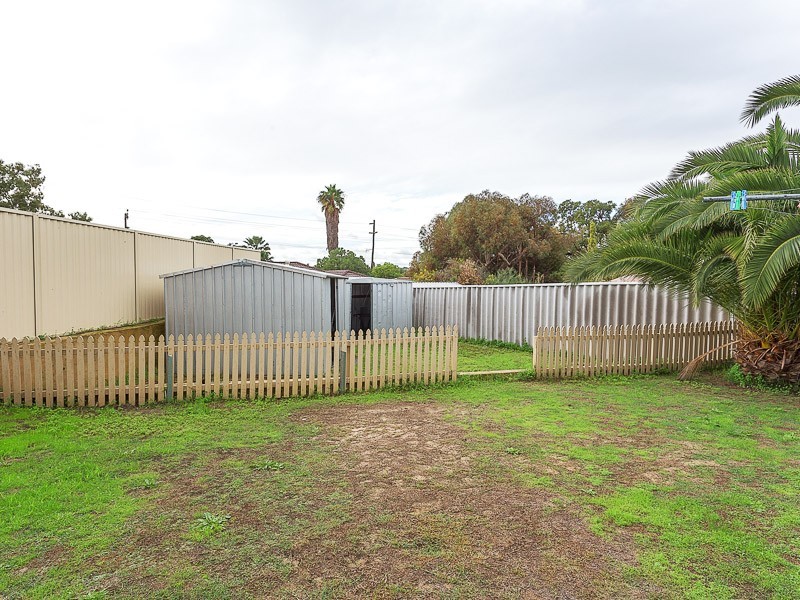 4 Pardoo Rise, Yangebup WA 6164