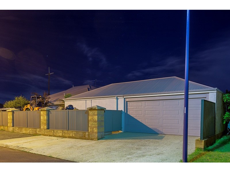 207 Gaebler Road, Aubin Grove WA 6164